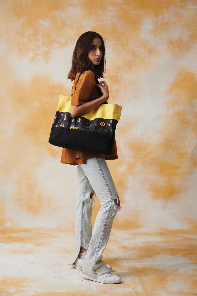 Reina Printed Tote Bag